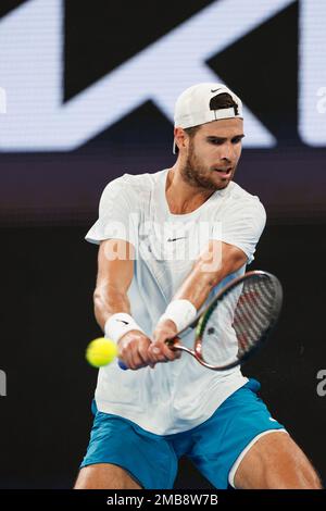 Melbourne Park 20/1/2023. Karen KHACHANOV (RUS) in azione contro Frances TIAFOE (USA) al 2023° Australian Open. Corleve/Alamy Live News Foto Stock