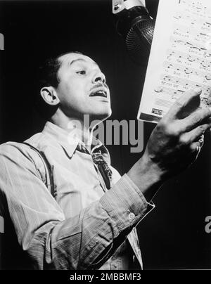 Ritratto di Cab Calloway, Columbia studio, New York, N.Y., ca. Marzo 1947. Foto Stock