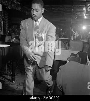 Ritratto di Dizzy Gillespie, Downbeat, New York, N.Y., 1946. Foto Stock