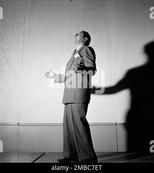 Ritratto di Cab Calloway, Columbia studio, New York, N.Y., ca. Marzo 1947. Foto Stock