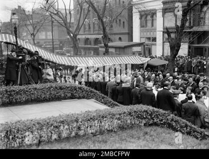 Messa Pan American - giorno del Ringraziamento a St. Patrick. Gruppi a St. Patrick, 1914. Foto Stock