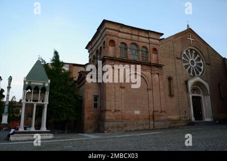 Basilica Patriarcale di San Domenico, Piazza San Domenico, Bologna, Emilia Romagna, Italia, Europa Foto Stock