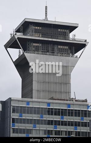 Praga, Repubblica Ceca. 20th Jan, 2023. Il complesso DI edifici CETIN a Zizkov, Praga 3, Repubblica Ceca, 20 gennaio 2023. Credit: Michal Kamaryt/CTK Photo/Alamy Live News Foto Stock