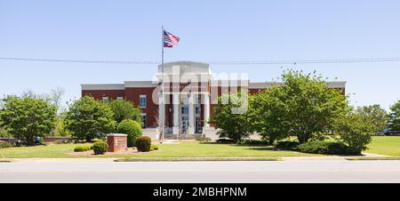 Cordele, Georgia, USA - 19 aprile 2022: Il Crisp County Courthouse Foto Stock