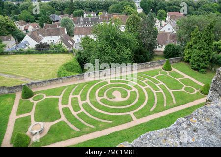 Labirinto nei giardini del palazzo episcopale sotto Notre Dame di Chartres Cattedrale, Eure-et-Loir, Francia Foto Stock