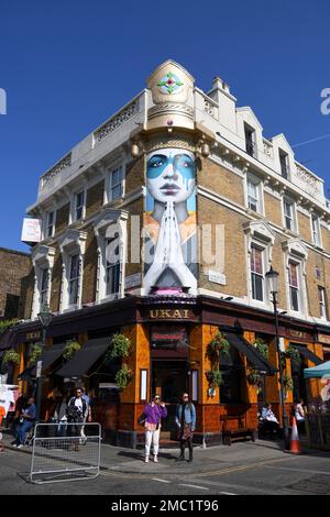 Mercato di Portobello Road, Notting Hill, Londra, Inghilterra, Regno Unito Foto Stock