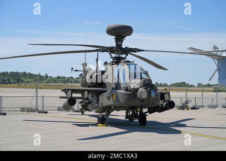 Boeing AH-64 e elicottero Apache della U. S. Airforce, 22. 06. 2005. ILA International Aerospace Exhibition Berlin, Schoenefeld, Brandeburgo, Germania Foto Stock