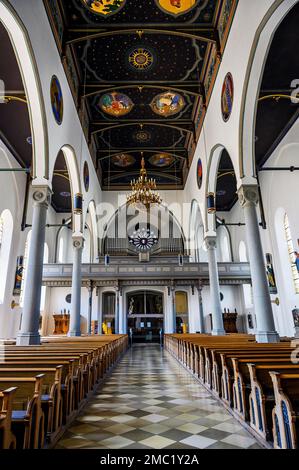 Organo loft, St.. Pietro e Paolo, chiesa parrocchiale cattolica di Oberstaufen, Allgaeu, Baviera, Germania Foto Stock