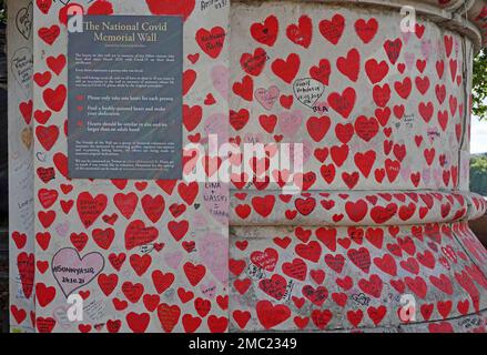 Red Hearts, National Covid Memorial Wall, Londra, Inghilterra, Regno Unito