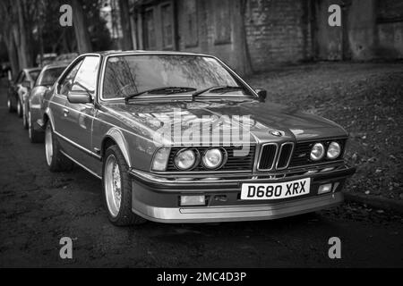 BMW M635 CSI, in mostra allo Scramble di gennaio tenutosi al Bicester Heritage il 8th gennaio 2023. Foto Stock