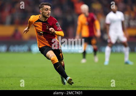 ISTANBUL, TURCHIA - 21 GENNAIO: Yunus AKGUN di Galatasaray SK durante la partita Super Lig tra Galatasaray SK e Antalyaspor allo stadio NEF il 21 gennaio 2023 a Istanbul, Turchia (Foto di Orange Pictures) Foto Stock