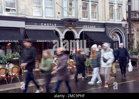 Ingresso al Castle Arcade, St Mary's Street, Cardiff, Galles del Sud Foto Stock