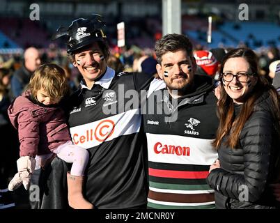 Twickenham, Regno Unito. 21st Jan, 2023. Campionato europeo di rugby. Harlequins V Cell C Sharks. Twickenham Stoop. Twickenham. Gli appassionati di squali durante la Harlequins V Cell C Sharks Heineken Champions Cup 4, Pool A match. Credit: Sport in Pictures/Alamy Live News Foto Stock