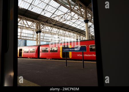 Vista generale della stazione ferroviaria di Waterloo a Londra, Regno Unito. Foto Stock