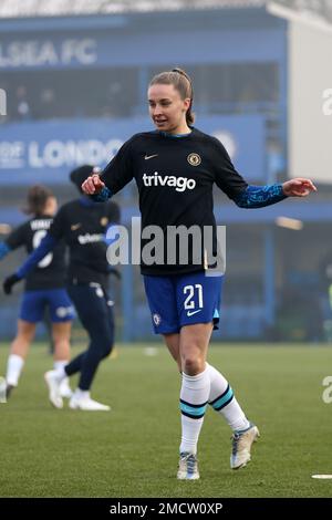 Londra, Regno Unito. 22nd Jan, 2023. Londra, 22nd 2023 gennaio: Niamh Charles (21 Chelsea) riscaldamento durante il gioco di Barclays fa Womens Super League tra Chelsea e Liverpool a Kingsmeadow, Londra, Inghilterra. (Pedro Soares/SPP) Credit: SPP Sport Press Photo. /Alamy Live News Foto Stock