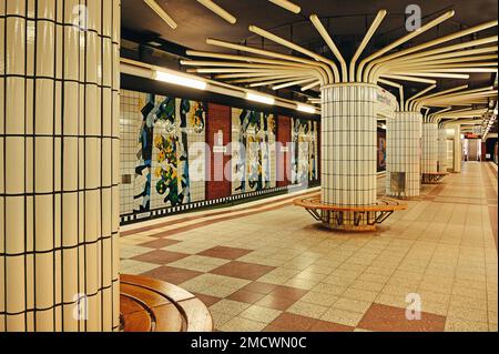 Stazione della metropolitana Niendorf Nord, Amburgo, Germania Foto Stock
