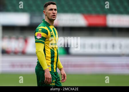 DEN HAAG, PAESI BASSI - 22 GENNAIO: Guillem Rodriguez di ADO Den Haag durante la partita di Keuken Kampioen Divisie tra ADO Den Haag e Jong FC Utrecht allo stadio Bingoal il 22 gennaio 2023 a Den Haag, Paesi Bassi (Foto di Hans van der Valk/Orange Pictures) Foto Stock