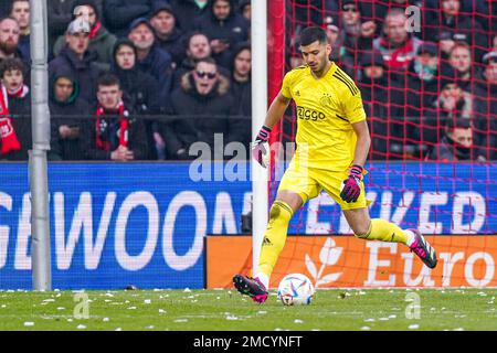 ROTTERDAM, PAESI BASSI - GENNAIO 22: Portiere Geronimo Rulli di Ajax durante la partita olandese di Eredivie tra Feyenoord e Ajax allo Stadion Feijenoord il 22 Gennaio 2023 a Rotterdam, Paesi Bassi (Foto di Joris Verwijst/Orange Pictures) Foto Stock