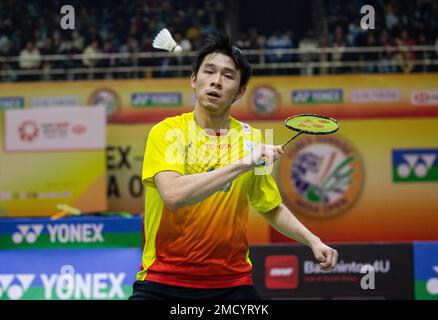 Nuova Delhi, India. 22nd Jan, 2023. Kunlavut Vitidsarn of Thailand compete durante la finale maschile contro Viktor Axelsen di Danimarca al torneo di badminton India Open 2023 di New Delhi, India, 22 gennaio 2023. Credit: Javed Dar/Xinhua/Alamy Live News Foto Stock