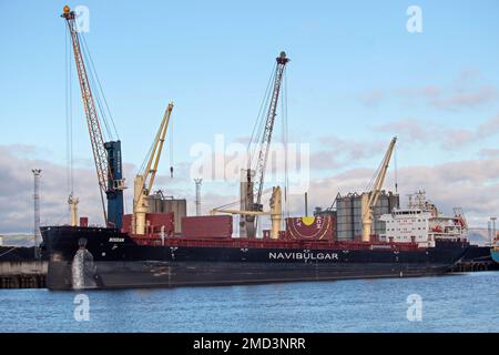La Bogdan Cargo Ship attraccò a Belfast, Irlanda del Nord Foto Stock