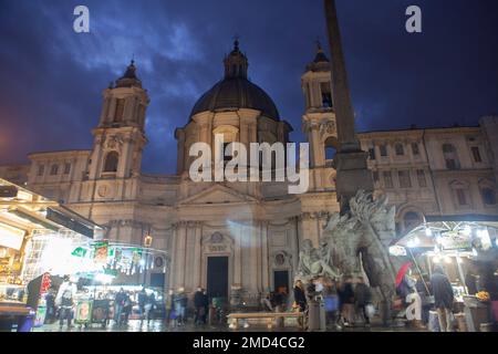 Chiesa di Sant'Agnese ad Agonia in piazza Navona Foto Stock