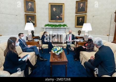 Reportage: Incontro del Segretario del Tesoro Janet Yellen con Joe Biden presso l'Ufficio ovale ca. 29 gennaio 2021 Foto Stock