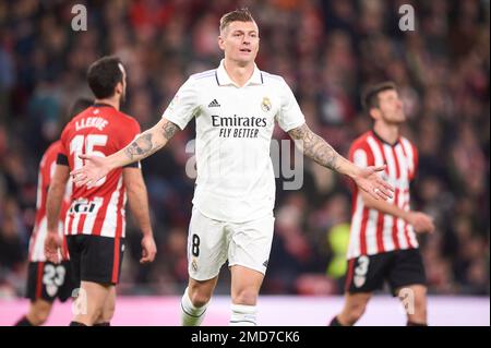 Bilbao, Spagna. 22nd Jan, 2023. Toni Kroos del Real Madrid CF durante la partita la Liga tra Athletic Club e Real Madrid si è giocato allo stadio San Mames il 22 gennaio 2023 a Bilbao, Spagna. (Foto di Cesar Ortiz/PRESSIN) Credit: PRESSINPHOTO SPORTS AGENCY/Alamy Live News Foto Stock