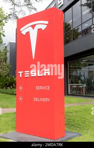 Sydney, Australia, showroom auto Tesla, concessionaria di strutture di consegna e assistenza a Chatswood Sydney, NSW, Australia 2023 Foto Stock