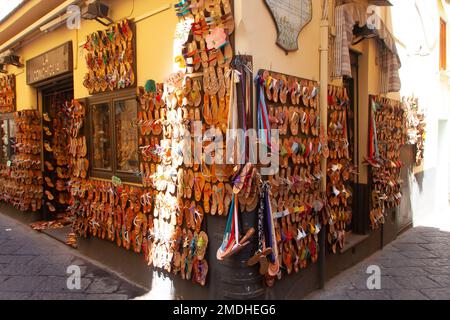 Negozio di souvenir Sorrento centro, Sorrento, Italia Foto Stock