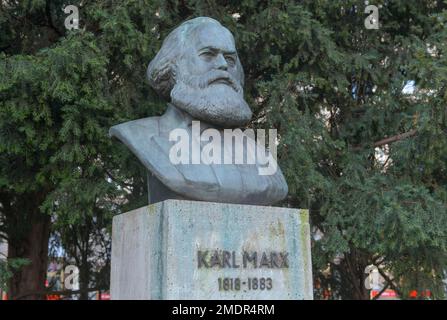 Karl Marx Monument, Strausberger Platz, Friedrichshain, Berlino, Germania Foto Stock