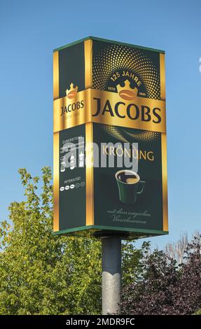 Jacobs Kroenung, tostatura del caffè, Jacobs Douwe Egberts (JDE), Chris-Guefroy-Allee, Neukoelln, Berlino, Germania Foto Stock
