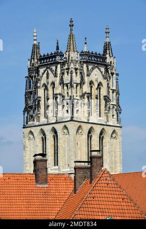 Liebfrauen-Ueberwasserkirche, Ueberwasserkirchplatz, Muenster, Renania settentrionale-Vestfalia, Germania Foto Stock