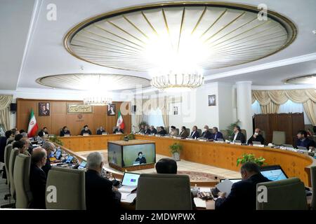 Teheran, Teheran, Iran. 23rd Jan, 2023. Una foto resa disponibile dall'ufficio presidenziale iraniano mostra che il presidente iraniano EBRAHIM RAISI parla durante una riunione del governo. (Credit Image: © Iranian Presidency via ZUMA Press Wire) SOLO PER USO EDITORIALE! Non per USO commerciale! Foto Stock