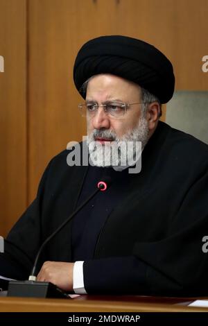 Teheran, Teheran, Iran. 23rd Jan, 2023. Una foto resa disponibile dall'ufficio presidenziale iraniano mostra che il presidente iraniano EBRAHIM RAISI parla durante una riunione del governo. (Credit Image: © Iranian Presidency via ZUMA Press Wire) SOLO PER USO EDITORIALE! Non per USO commerciale! Foto Stock