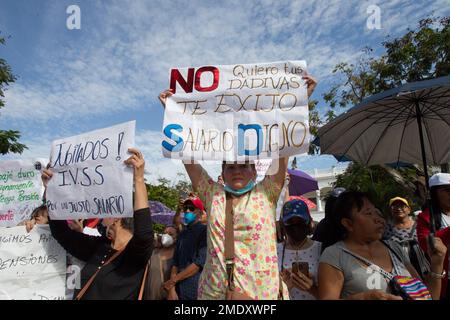 Non esclusiva: 23 gennaio 2023, Marcaibo, Venezuela: Centinaia di venezuelani provenienti da istituzioni pubbliche e private sono scesi in piazza per protestare Foto Stock