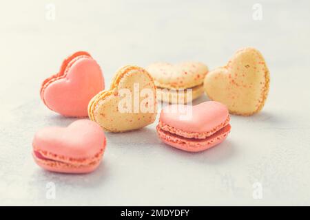 Amaretti dolci amaretti a forma di cuore Foto Stock