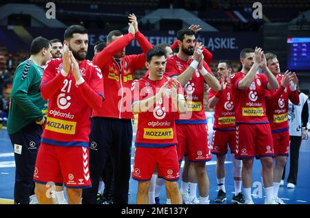 Kattowitz, Polonia. 23rd Jan, 2023. Pallamano: Campionato del mondo, Serbia - Paesi Bassi, Main round, Gruppo 3, Giornata 3 allo Spodek Katowice. I giocatori serbi ringraziano gli spettatori. Credit: Jan Woitas/dpa/Alamy Live News Foto Stock