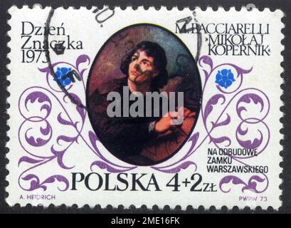 TIMBRE OBLITÉRÉ POLSKA. DZIEN ZNACZKA 1973. M.BACCIARELLI. MIKOLAJ KOPERNIK. NA ODBUDOWE ZAMKU WARSZAWSKIEGO. 4+2 ZL Foto Stock