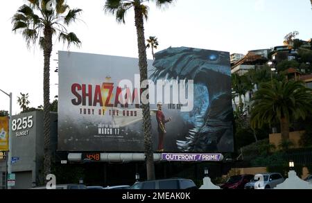 Los Angeles, California, USA 21st Gennaio 2023 Una visione generale dell'atmosfera di Shazam! Fury of the Gods Billboard il 21 gennaio 2023 a Los Angeles, California, USA. Foto di Barry King/Alamy Stock Photo Foto Stock