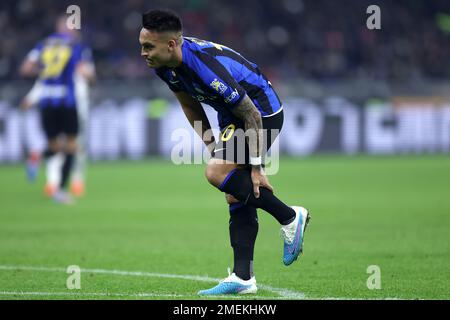 Milano, Italia. 23rd Jan, 2023. Lautaro Martinez del FC Internazionale guarda durante la Serie A match beetween FC Internazionale ed Empoli FC allo Stadio Giuseppe Meazza il 23 gennaio 2023 a Milano Italia . Credit: Marco Canoniero/Alamy Live News Foto Stock