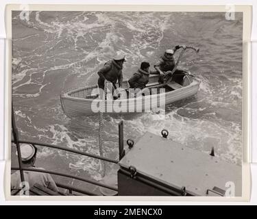 Fotografia di Whalers, 11th Distretto Navale. Questa fotografia è stata scattata da James C. Watson, ex fotografo di giornale di 15 anni di esperienza. Foto Stock