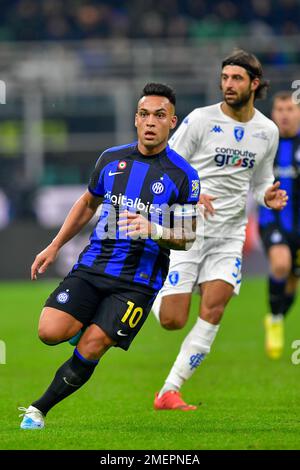 Milano, Italia. 23rd Jan, 2023. Lautaro Martinez (10°) dell'Inter visto in Serie Un match tra Inter ed Empoli a Giuseppe Meazza a Milano. (Photo Credit: Gonzales Photo/Alamy Live News Foto Stock
