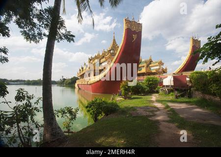 Myanmar, Yangon, Kandawgyi Lago, Karaweik Ristorante Foto Stock