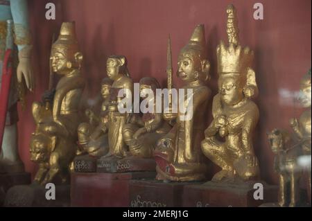 Myanmar, Myanmar Occidentale, Bagan, Shwezigon Paya, NAT Foto Stock
