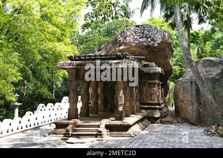 Distretto di Kurunegala, Provincia del Nord Ovest, Waraka Welandu Viharaya a Ridi Viharaya, Sri Lanka Foto Stock