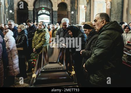 Funerali di Oleg Yashchishin, Kirilo Vishivaniy, Sergei Melnik e Rostislav funerali di Oleg Yashchishin, Kirilo Vishivaniy, Sergei Melnik e. Foto Stock