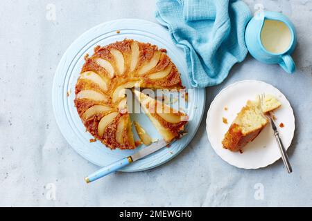 Torta capovolta di pera caramellata Foto Stock