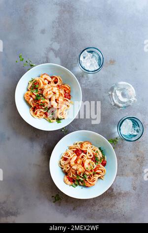 Pasta fritto piccante al pomodoro Foto Stock