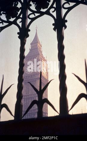 Eilzabeth Tower, Londra, Inghilterra, Regno Unito, 1964 Foto Stock