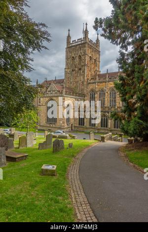 Malvern Priory chiesa e cimitero Malvern Worcestershire Foto Stock